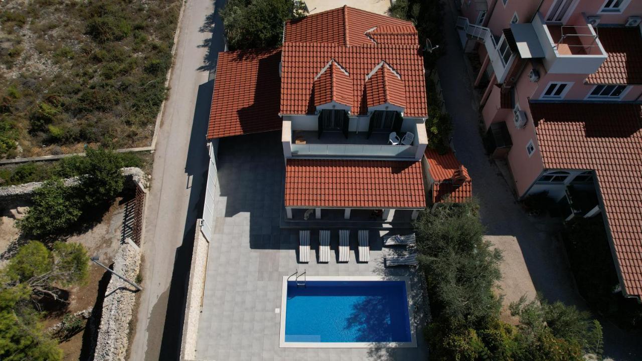 Villa Vesa Sevid Exterior photo