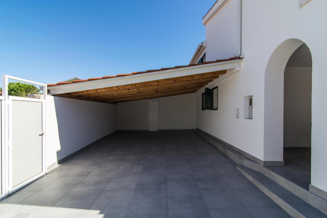 Villa Vesa Sevid Exterior photo